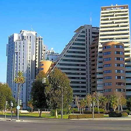 Opera House מלון