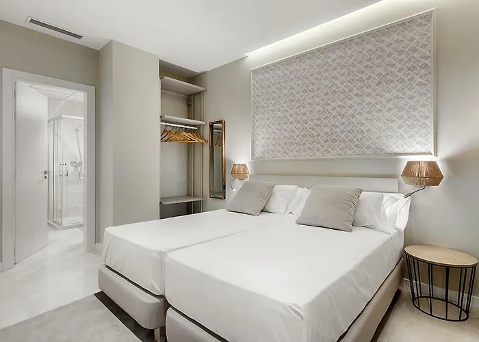 Opera House 3* Valenza