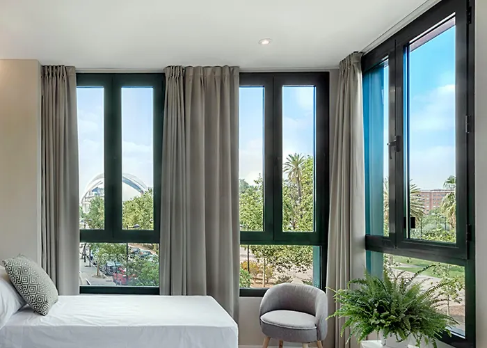 Opera House Hotel
